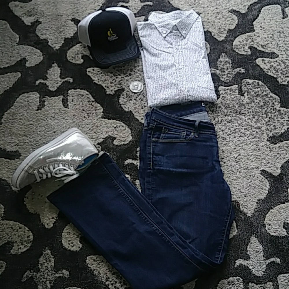 Look for Induvidual shirt shoes jeans and jewelry